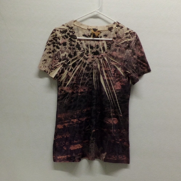 Wrangler Pink and Black Studded Ruched  Short Sleeve Top - Picture 1 of 5